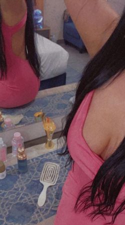 Experience Unforgettable Moments with Ana Paula by Your Side