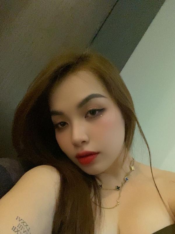 Experience Passion and Elegance with Yessenia Luz by Your Side 1 Mis Fotos