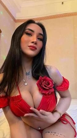 Discover Gianna Azul Your Ultimate Sensual Escape