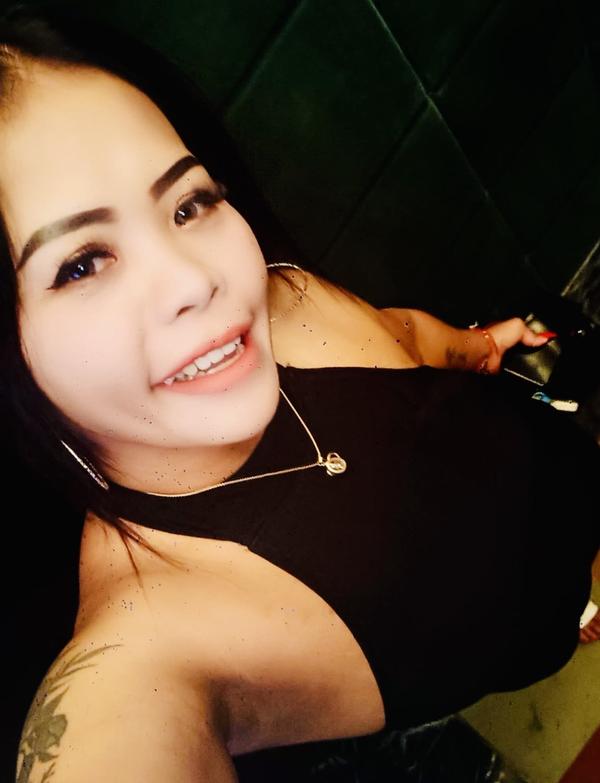 Discover Unforgettable Moments with Rosa Elena Today